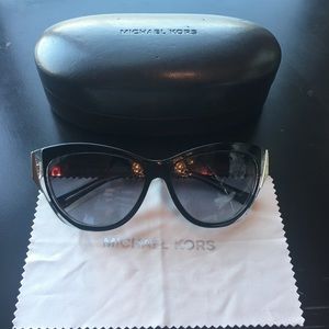 *Sold* Michael Kors caneel sunglasses